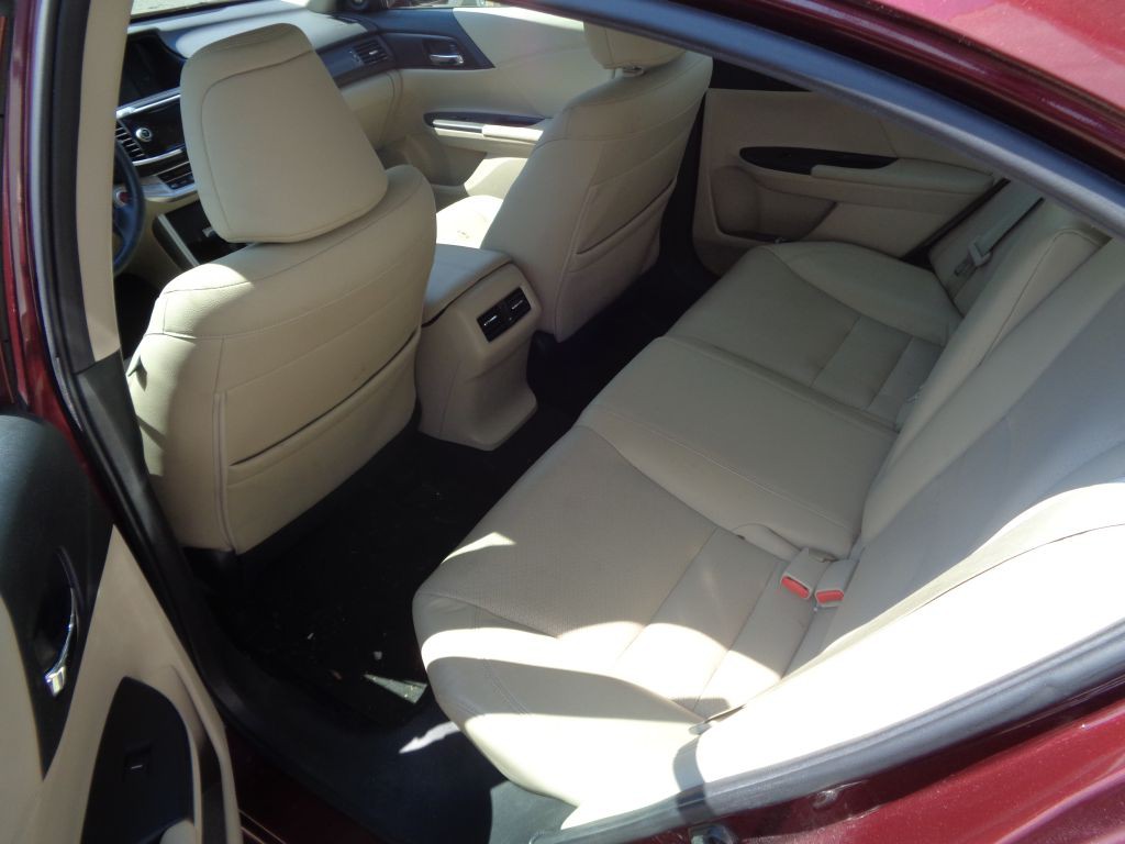 2015 Honda Accord Image 5