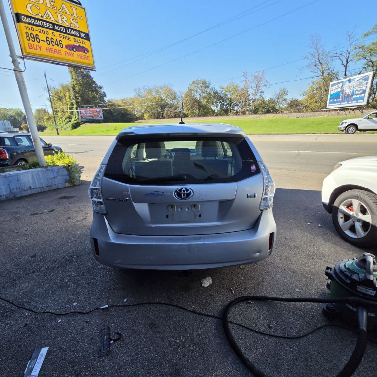 2014 Toyota Prius Image 4