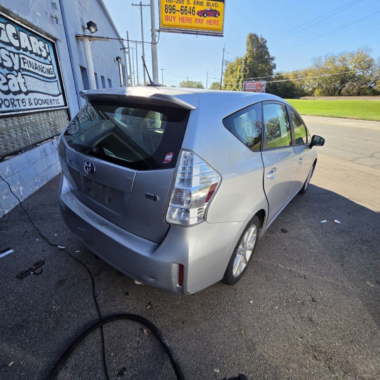 2014 Toyota Prius Image 6