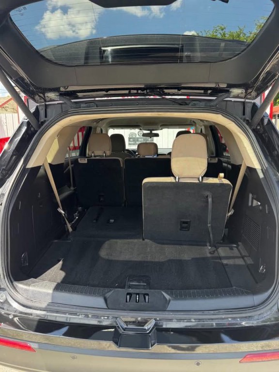 2021 Ford Explorer Image 5