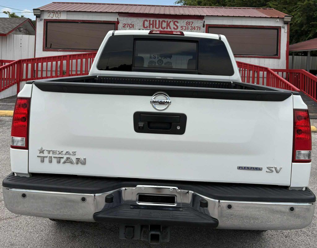 2015 Nissan Titan Image 5
