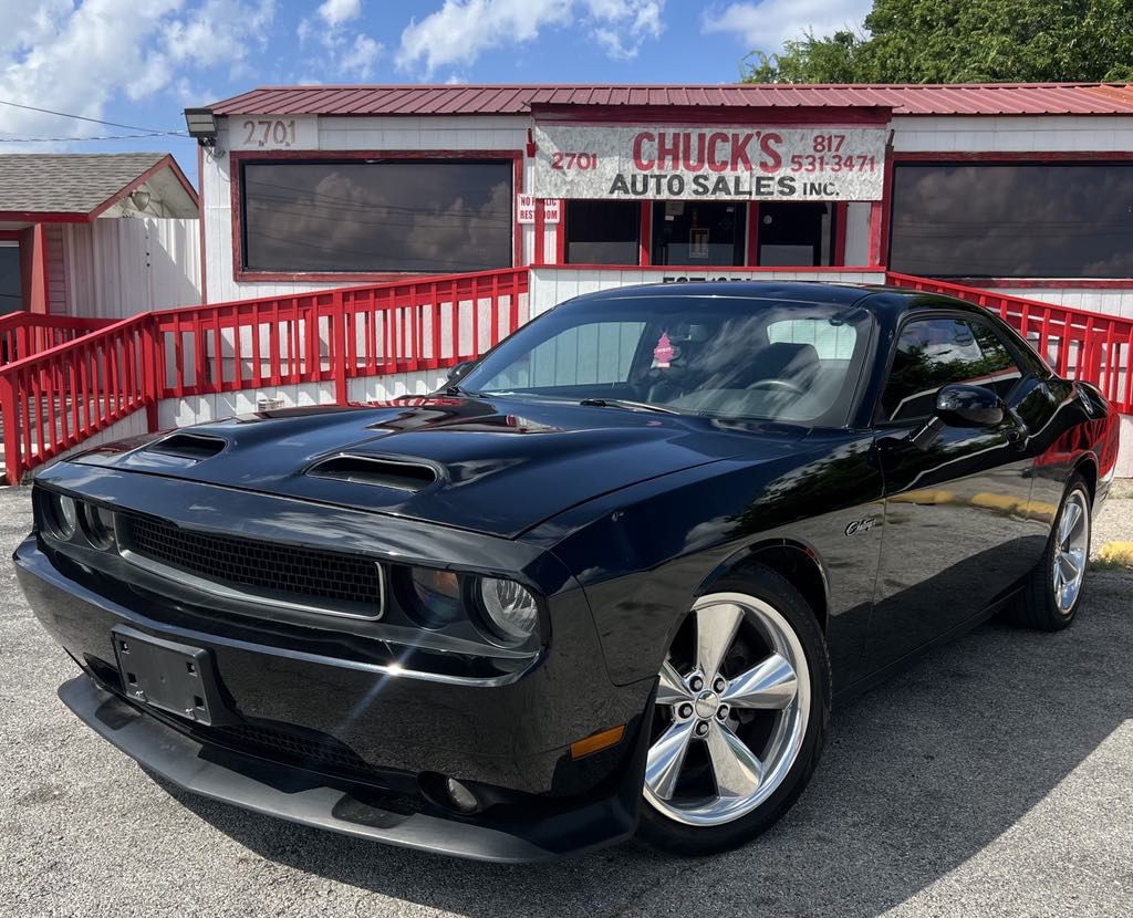2014 Dodge Challenger Image 2