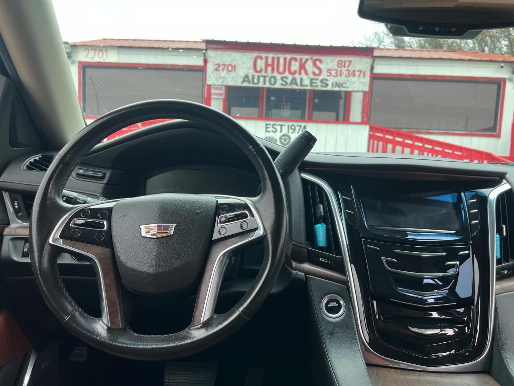 2015 Cadillac Escalade Image 7