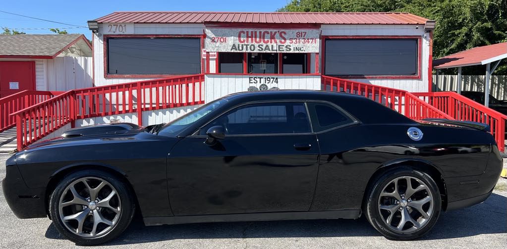2015 Dodge Challenger Image 5