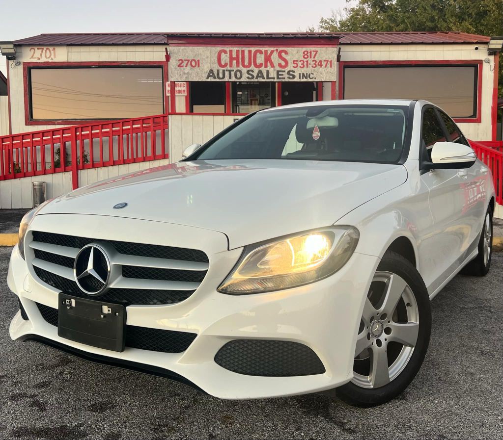 2015 Mercedes-Benz C-Class Image 2