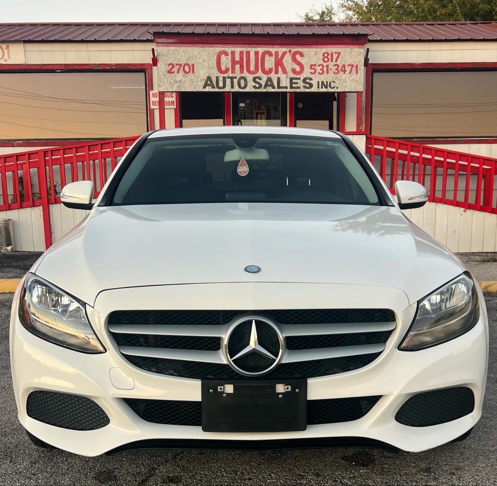 2015 Mercedes-Benz C-Class Image 3