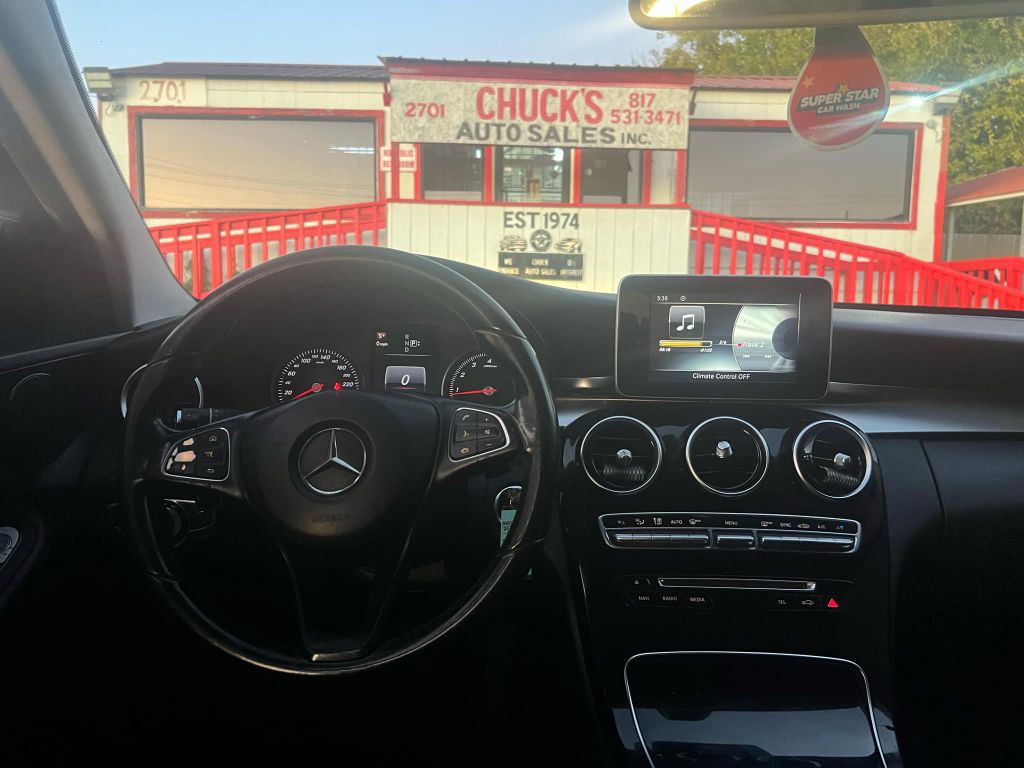 2015 Mercedes-Benz C-Class Image 7