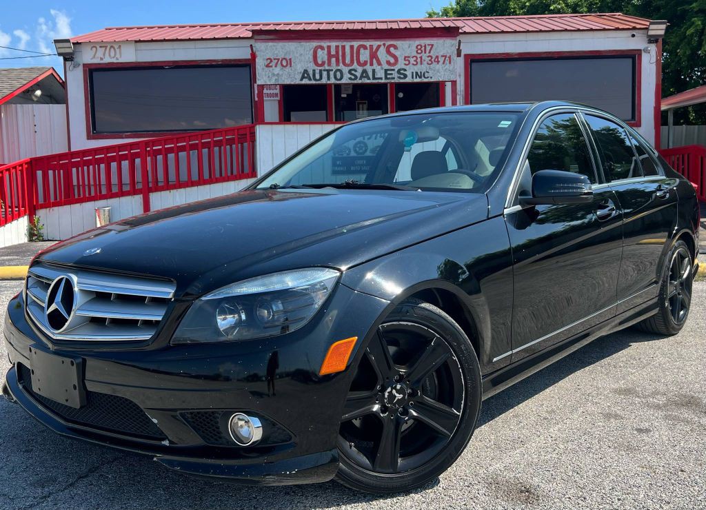 2010 Mercedes-Benz C-Class Image 1