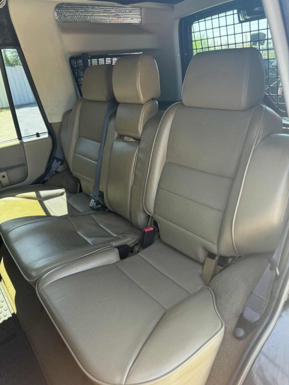2001 Land Rover Discovery II Image 9