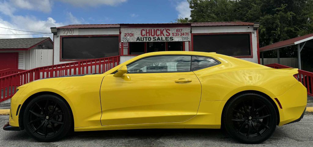 2017 Chevrolet Camaro Image 5