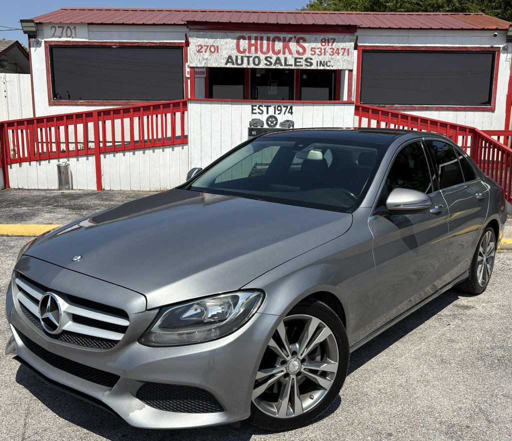 2016 Mercedes-Benz C-Class Image 2