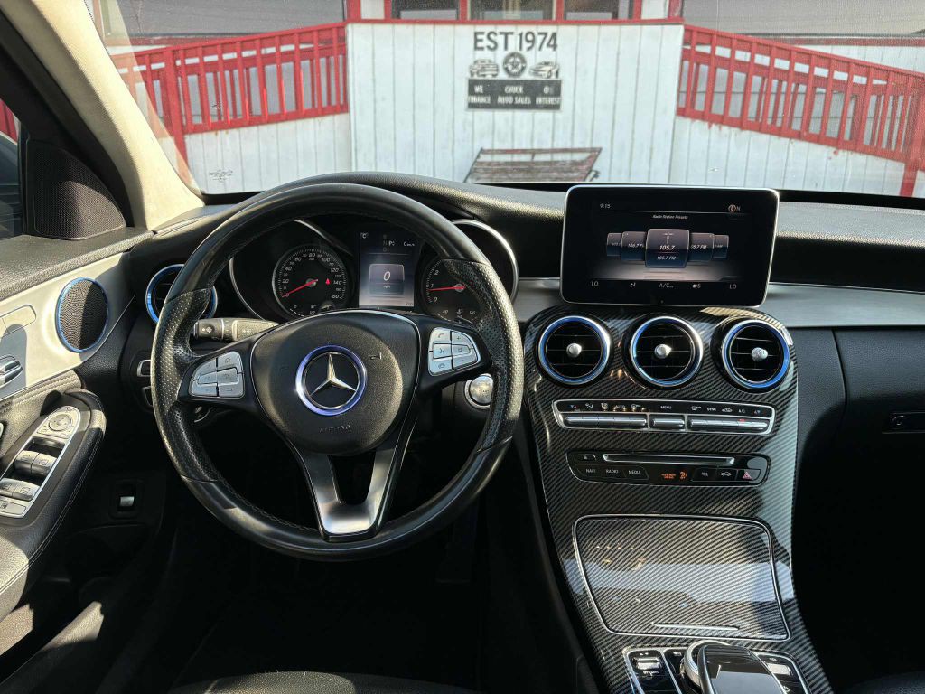 2016 Mercedes-Benz C-Class Image 8