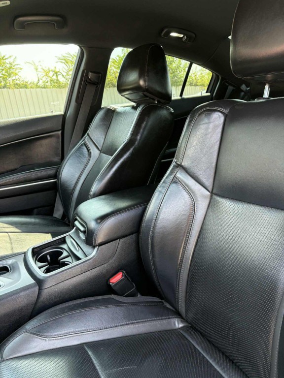 2020 Dodge Charger Image 8