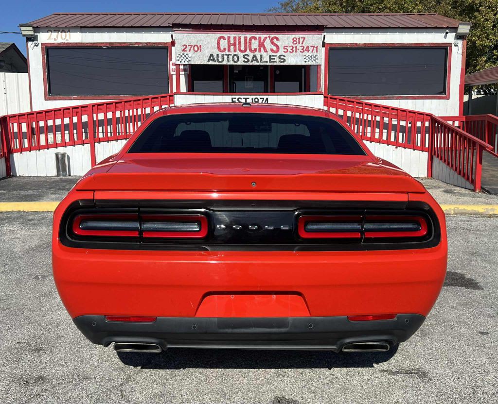 2019 Dodge Challenger Image 5