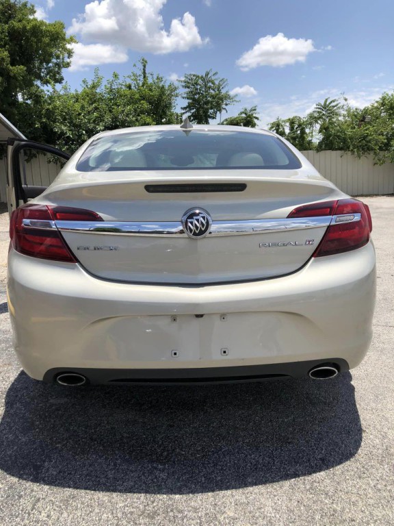 2016 Buick Regal Image 3