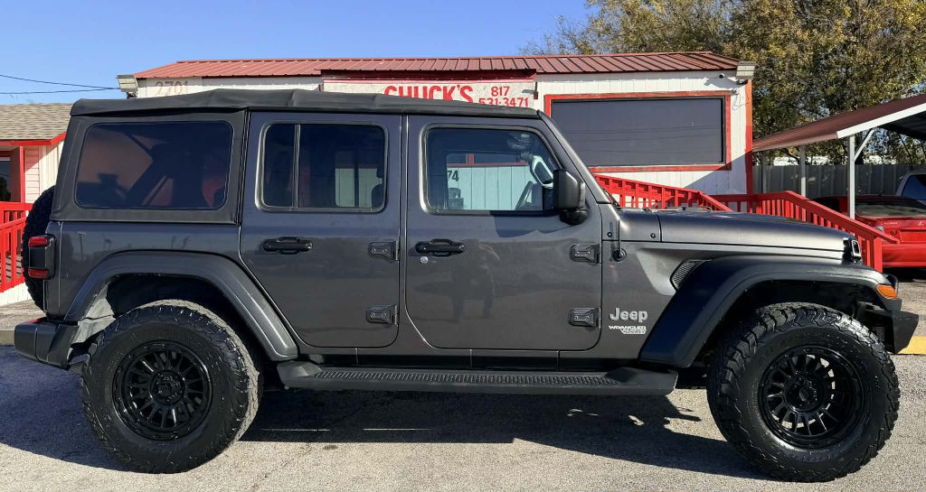 2018 Jeep Wrangler Unlimited Image 3