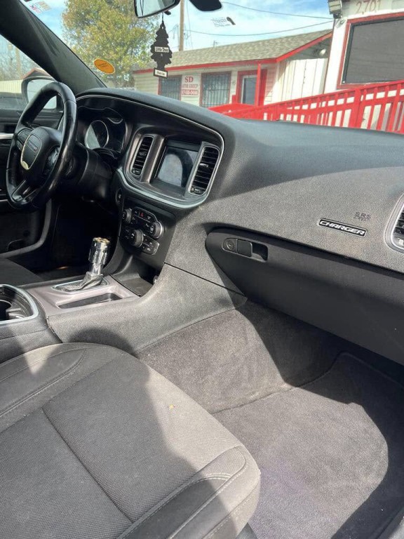 2019 Dodge Charger Image 10