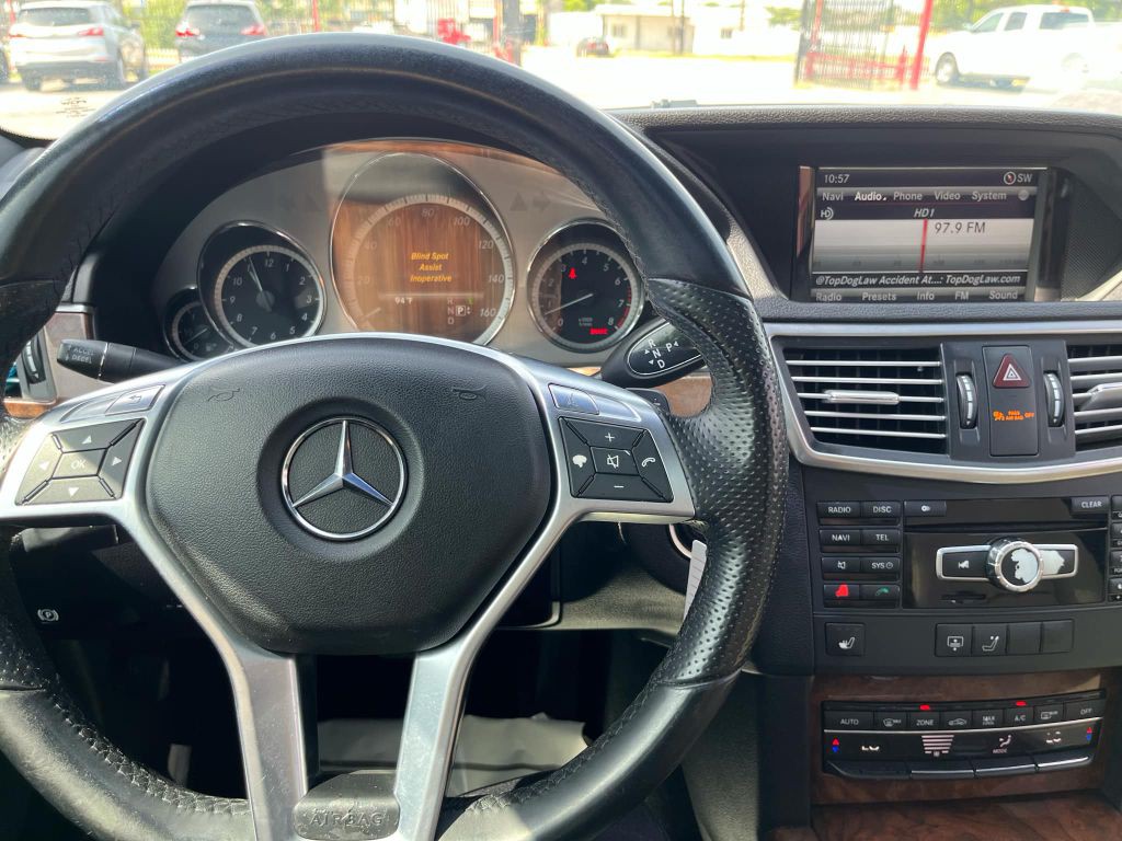2013 Mercedes-Benz E-Class Image 8