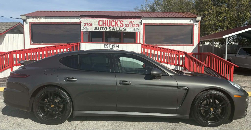 2016 Porsche Panamera Image 3