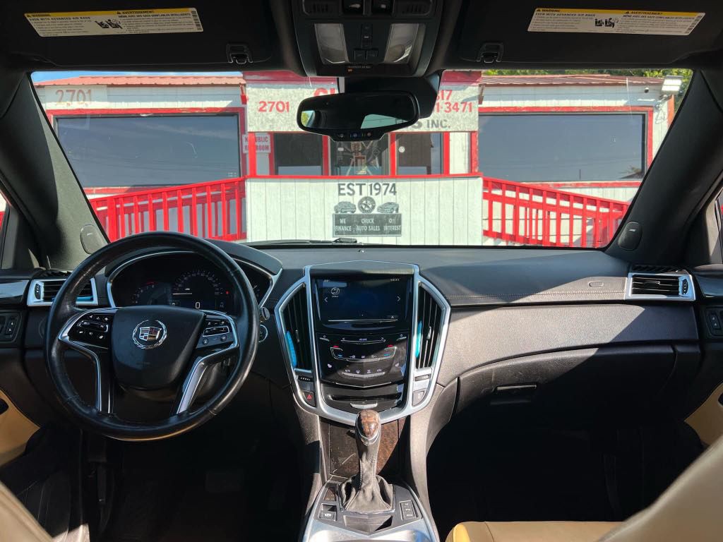 2015 Cadillac SRX Image 8