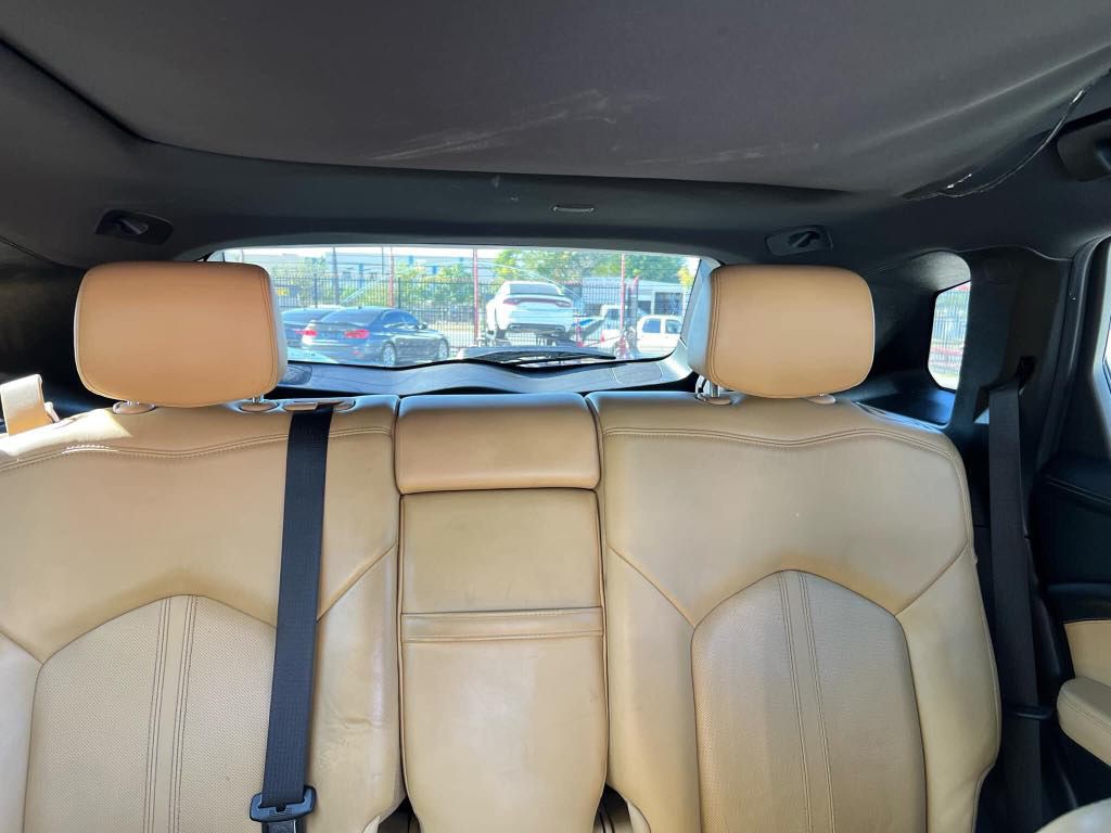 2015 Cadillac SRX Image 11