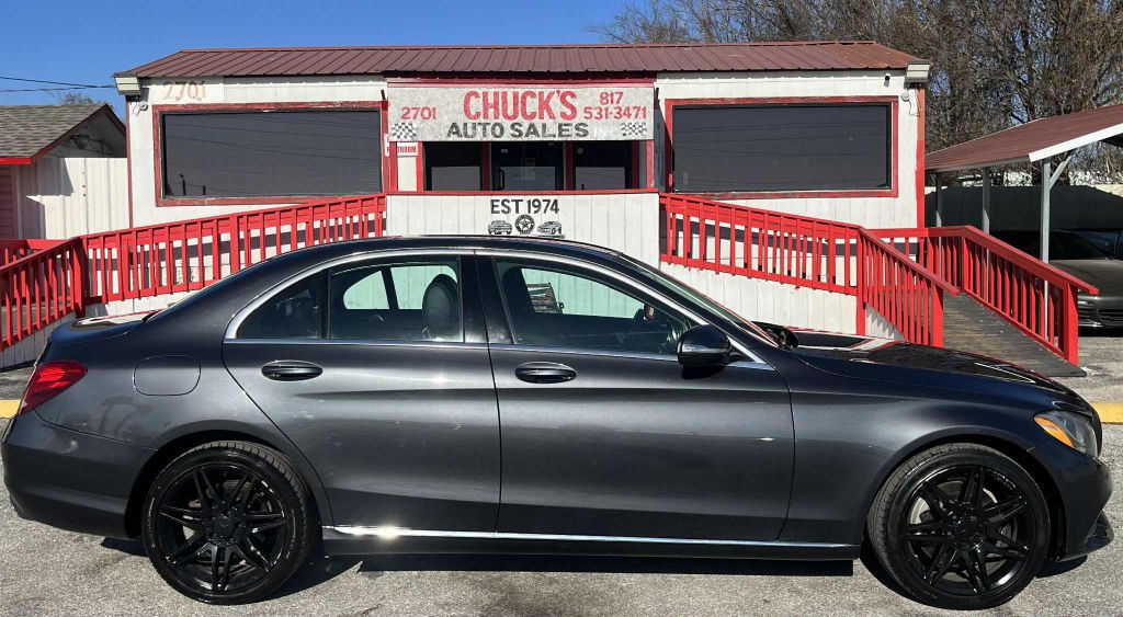 2015 Mercedes-Benz C-Class Image 3