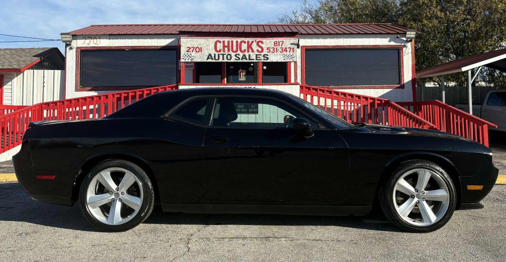 2013 Dodge Challenger Image 3