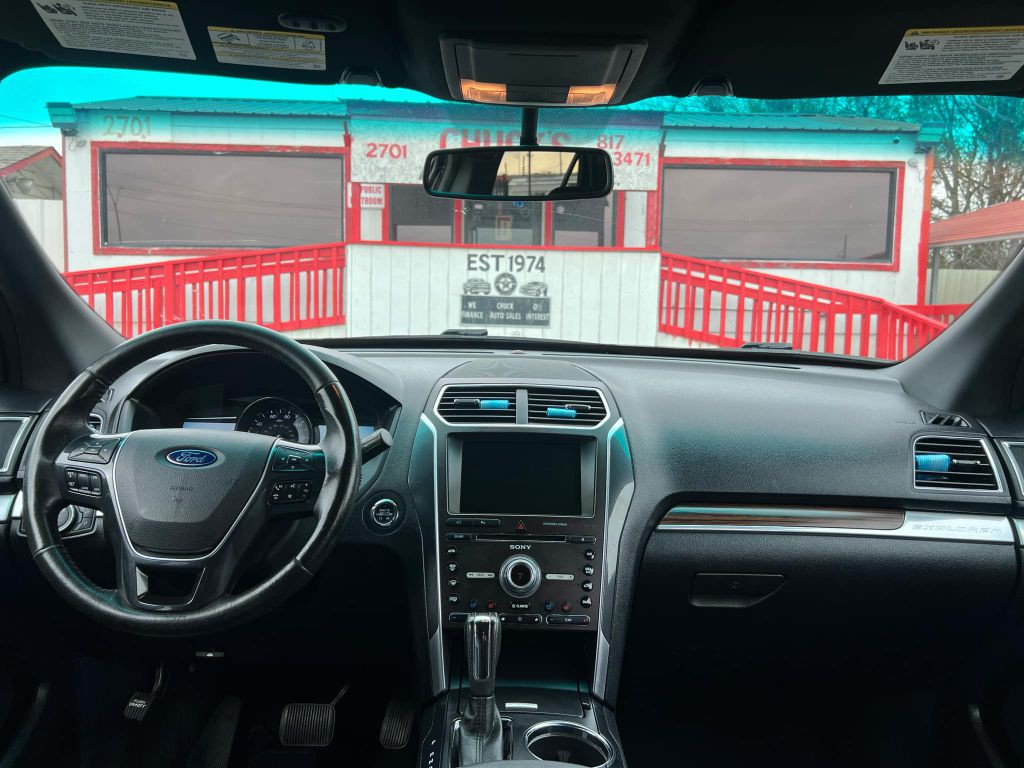 2016 Ford Explorer Image 6