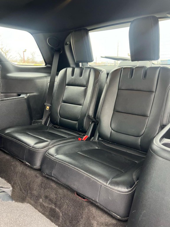 2016 Ford Explorer Image 9