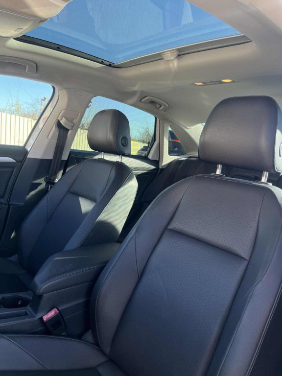 2019 Volkswagen Jetta Image 8