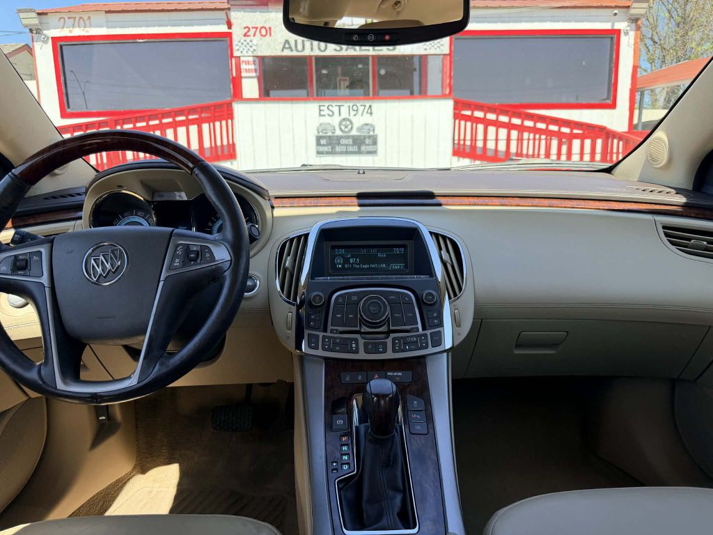 2010 Buick Lacrosse Image 7