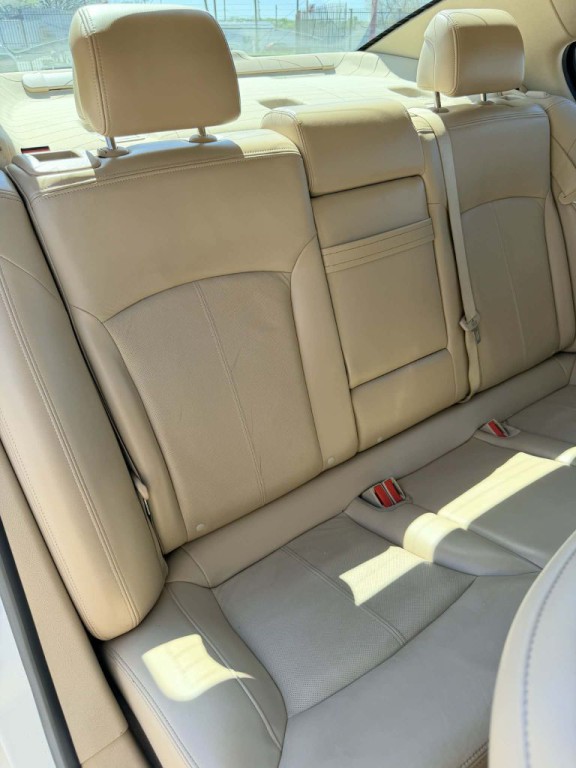 2010 Buick Lacrosse Image 10