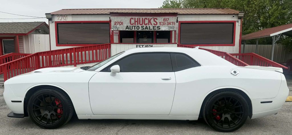 2015 Dodge Challenger Image 5