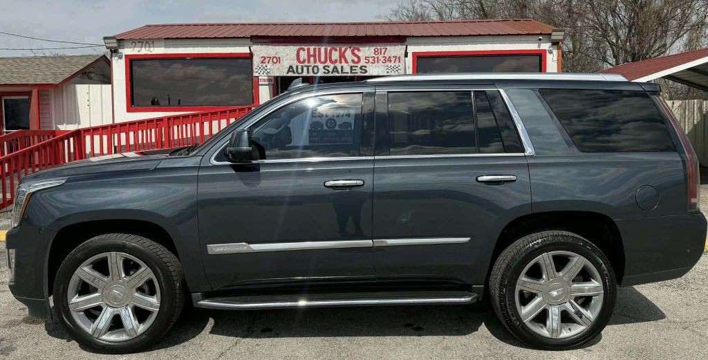 2019 Cadillac Escalade Image 3