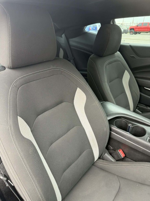 2021 Chevrolet Camaro Image 11