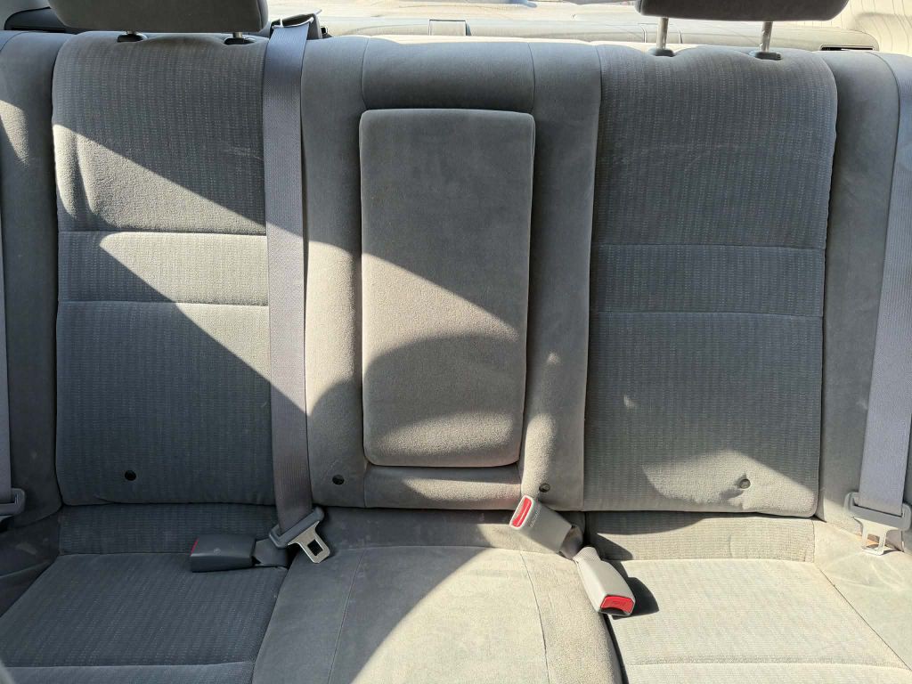 2005 Honda Accord Image 11