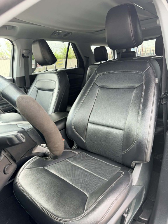 2021 Ford Explorer Image 8
