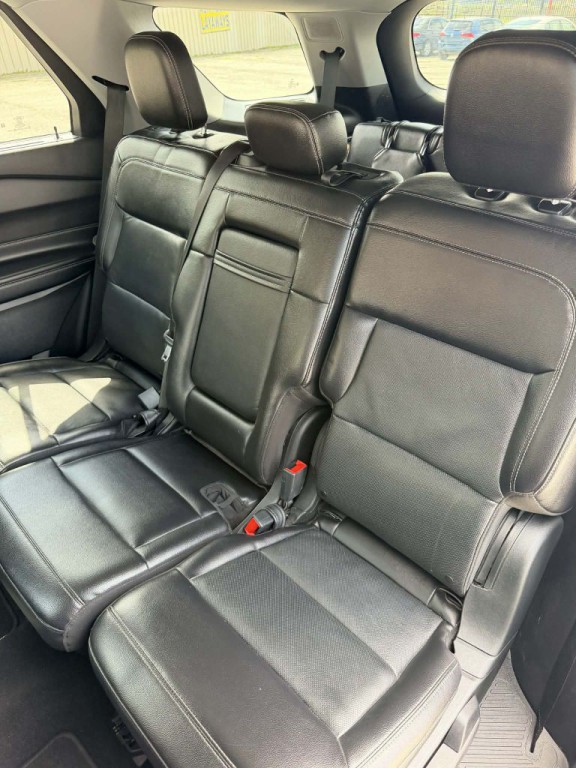 2021 Ford Explorer Image 10