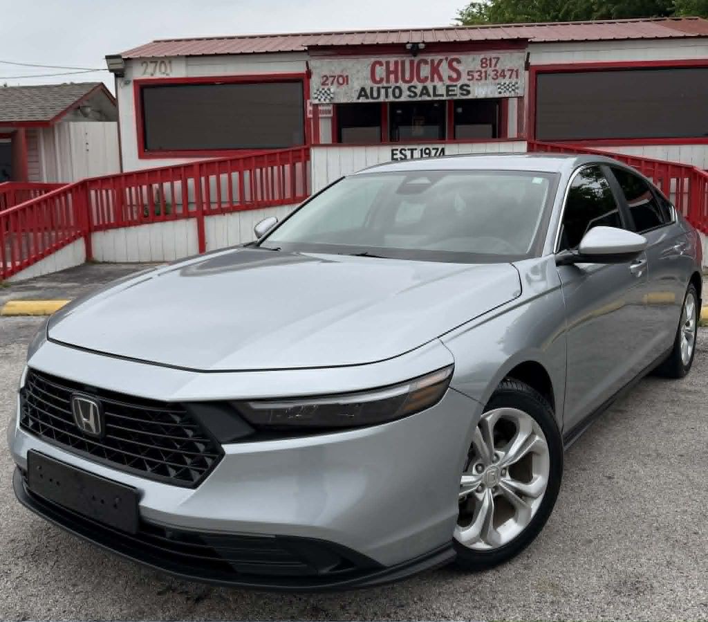2023 Honda Accord Image 2