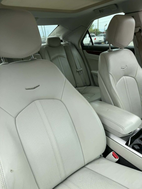 2008 Cadillac CTS Image 10
