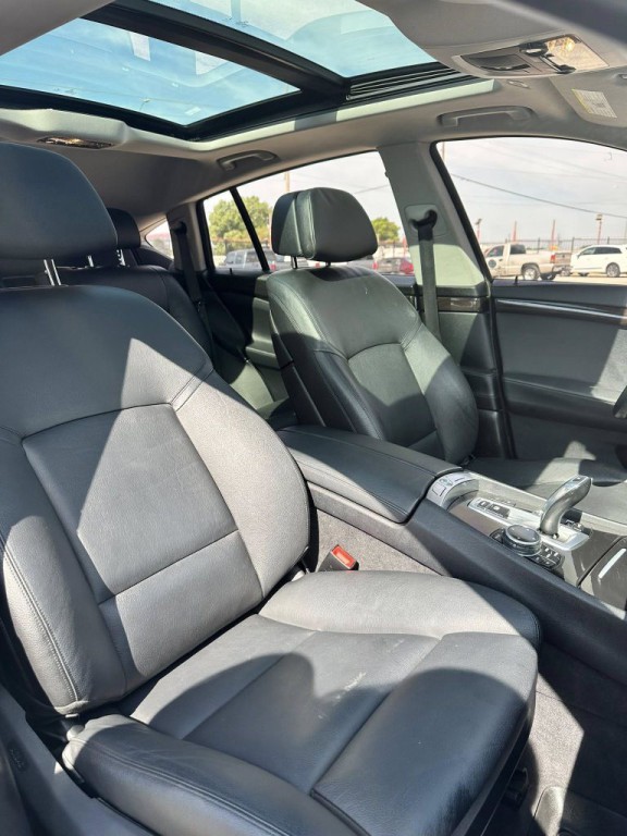 2015 BMW 5 Series Image 13