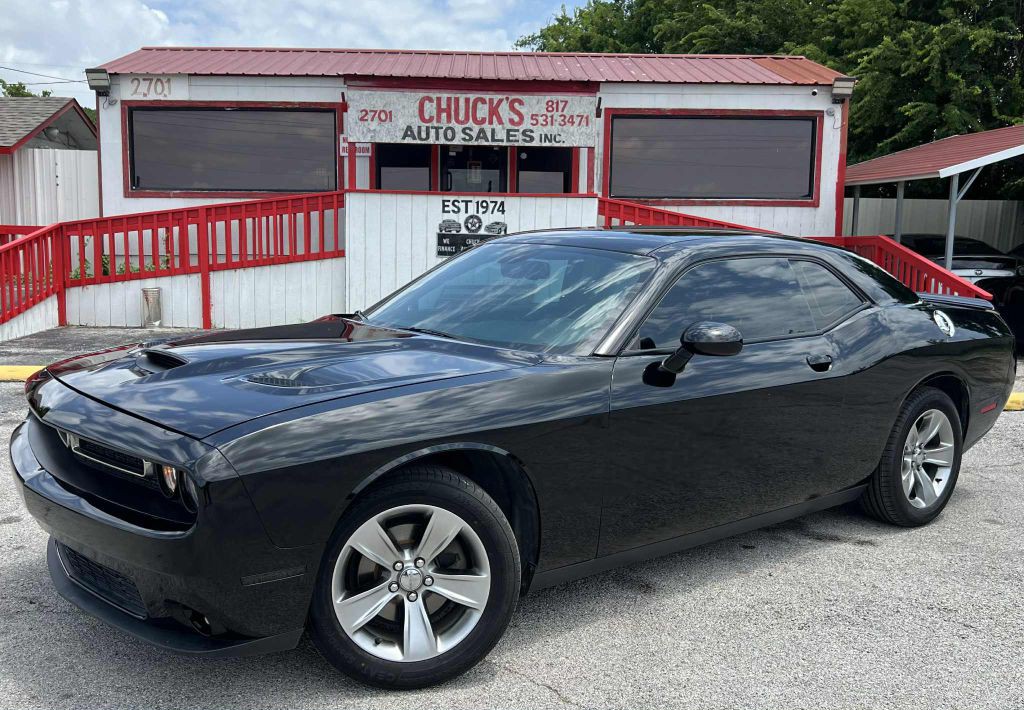 2020 Dodge Challenger Image 1