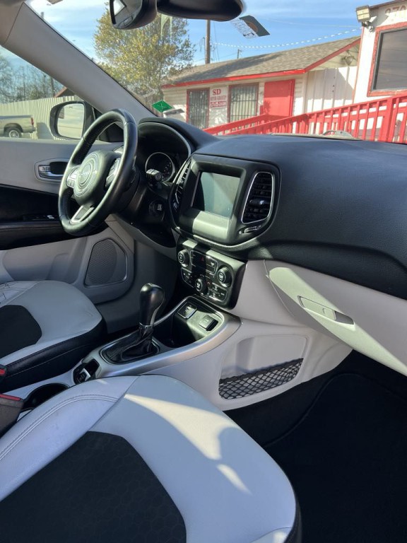 2019 Jeep Compass Image 7