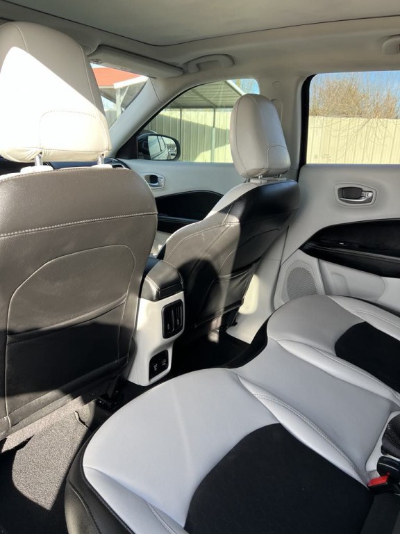 2019 Jeep Compass Image 8