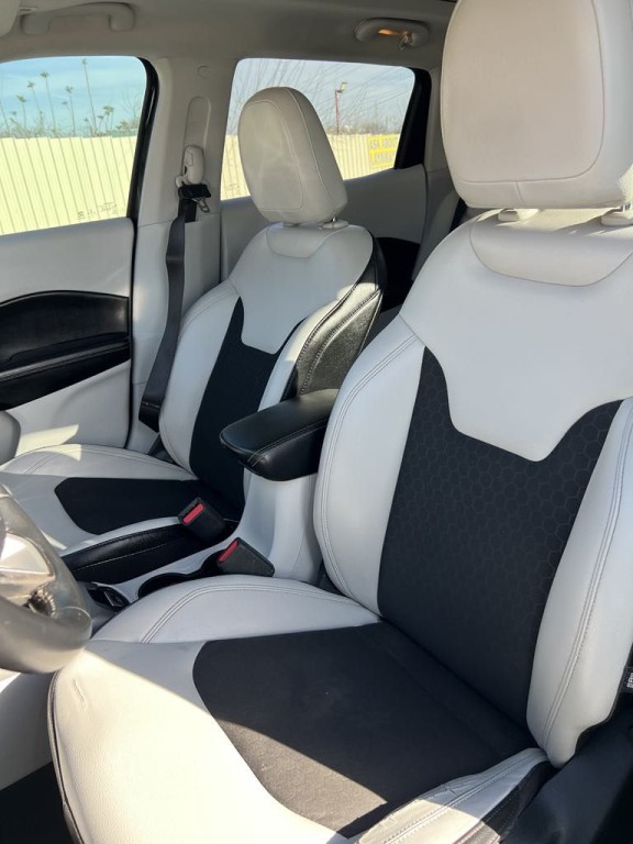 2019 Jeep Compass Image 10