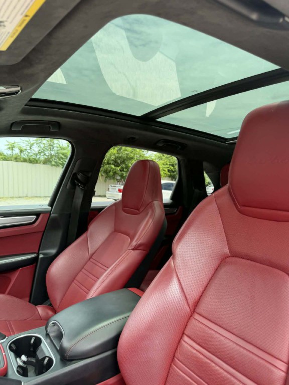 2019 Porsche Cayenne Image 11