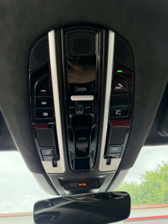 2019 Porsche Cayenne Image 12