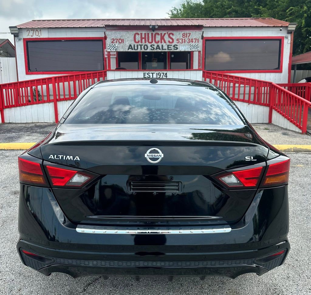 2020 Nissan Altima Image 8