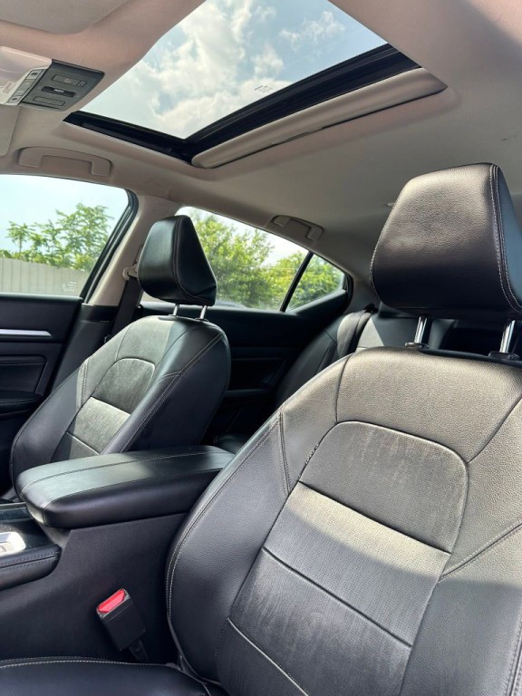 2020 Nissan Altima Image 11