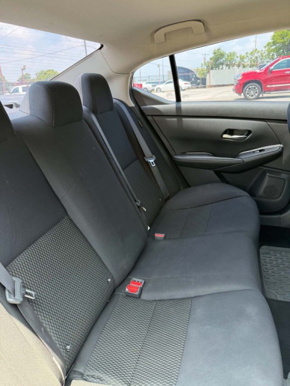 2022 Nissan Sentra Image 5